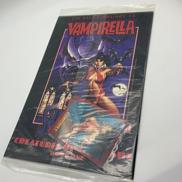 Vintage 1995 Vengeance of Vampirella Comic Book Sealed with Card - Picture 4 of 7
